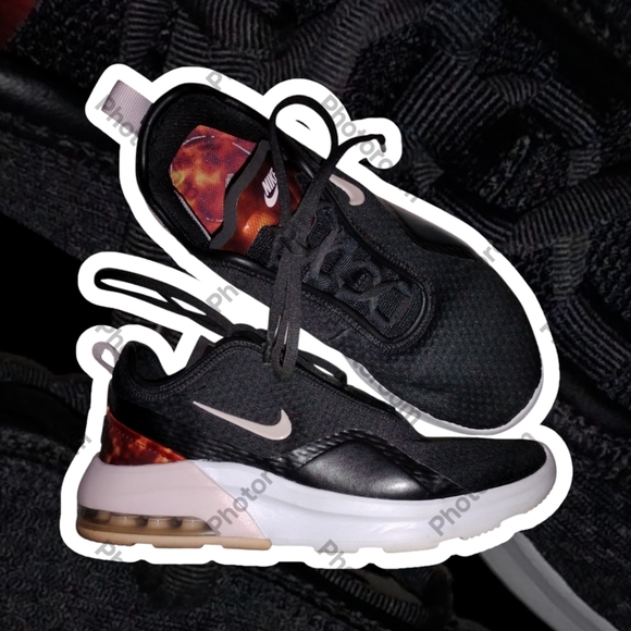 (EUC) Nike Air Max Motion II 'Black Barely Rose' Women's Sneakers  - Size 6.5 - Picture 1 of 9